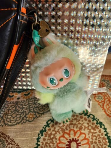 LABUBU THE MONSTERS - Have a Seat Vinyl Plush Dolls, Blind Box photo review